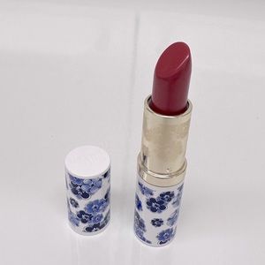 Estée Lauder lipstick limited edition rose goodness